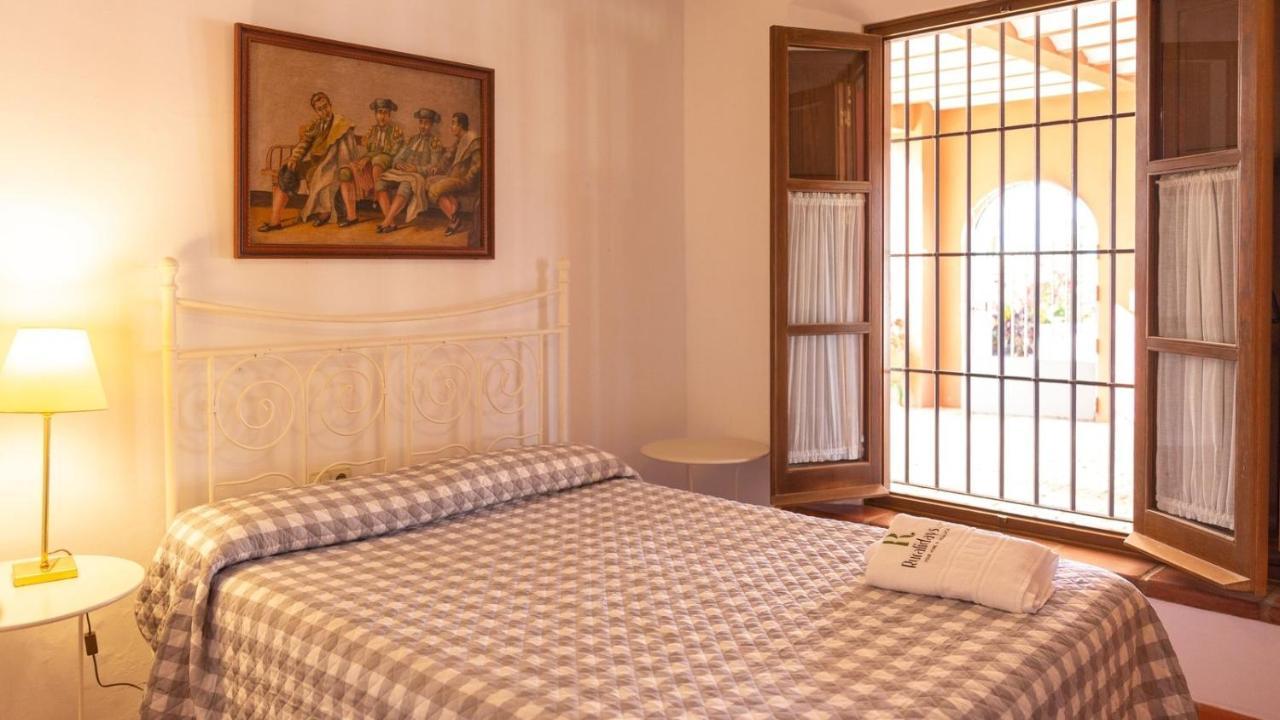 Finca La Canera Alcala De Guadaira By Ruralidays Exteriör bild